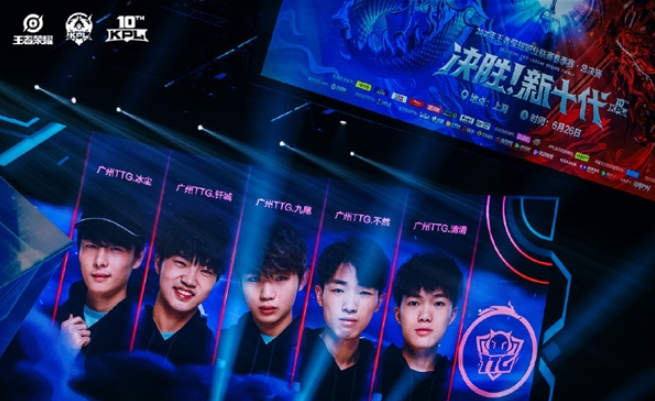 欣赏的姿态 欣赏的姿态