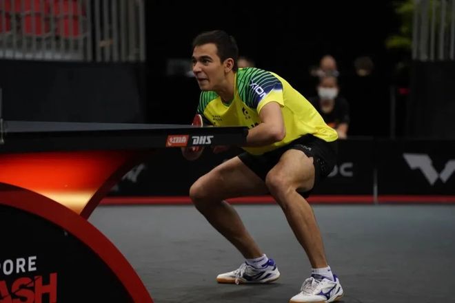 相比之下 相比之下